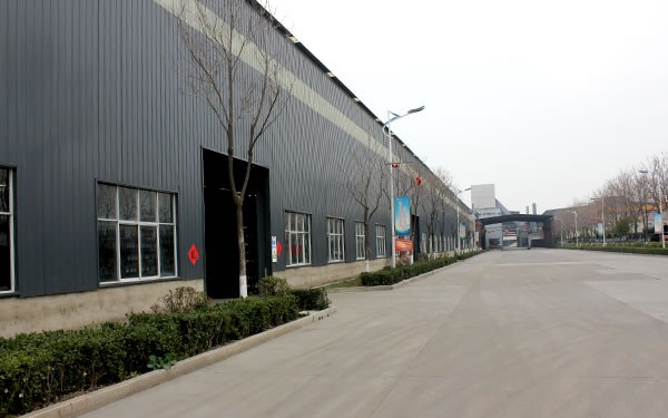 廠區(qū)主干道